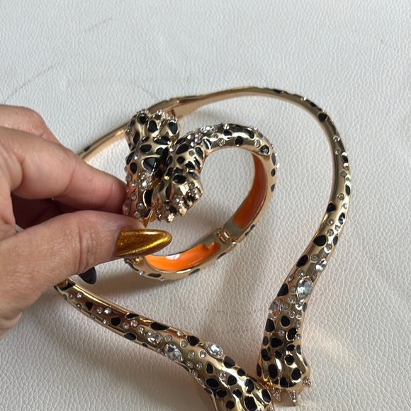 Gold and Black Leopard Jewelry Set - Picture 5 of 11